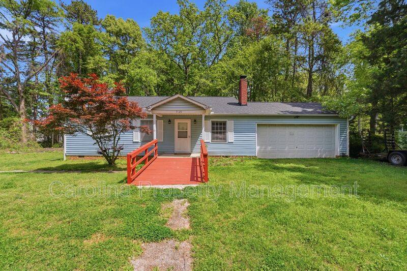 House for rent at 3120 Baucom Rd, Charlotte, NC 28269
