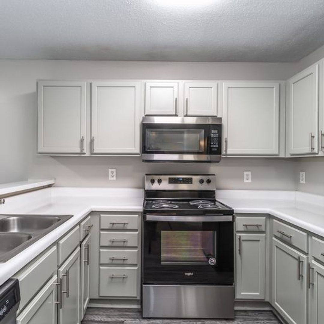 Apartment for rent at 514 Coapman St, Greensboro, NC 27407
