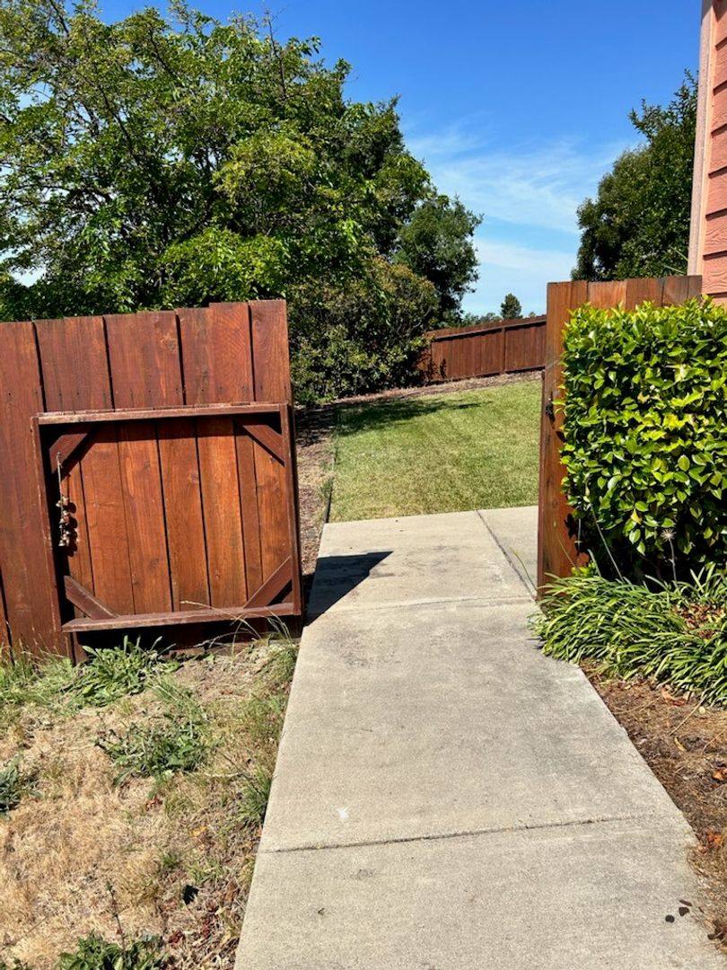 House for rent at 2230 Redwood St, Vallejo, CA 94590