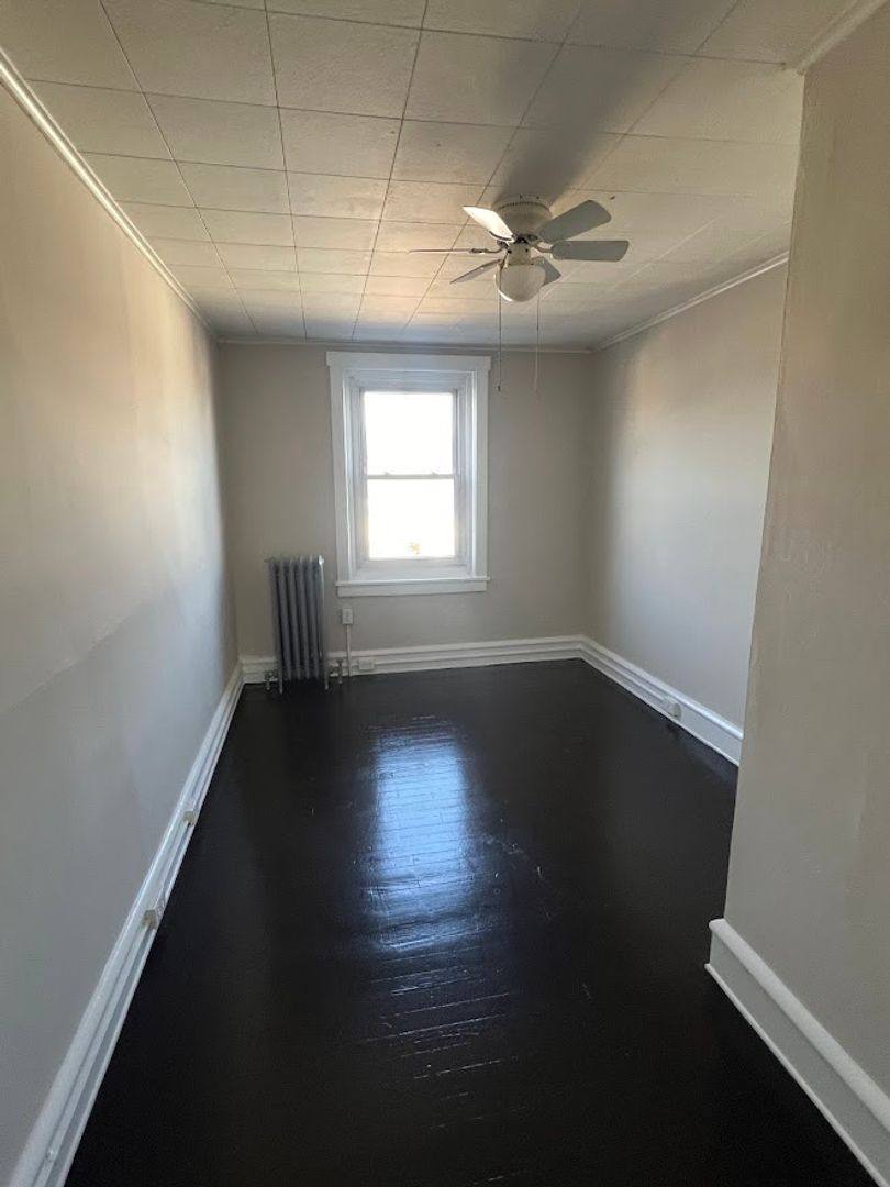 House for rent at 109 S 5th Ave, Reading, PA 19611