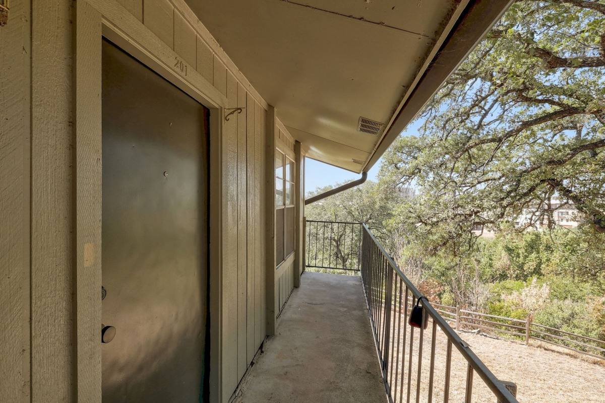 Apartment for rent at 509 Cedar Dr, Georgetown, TX 78628