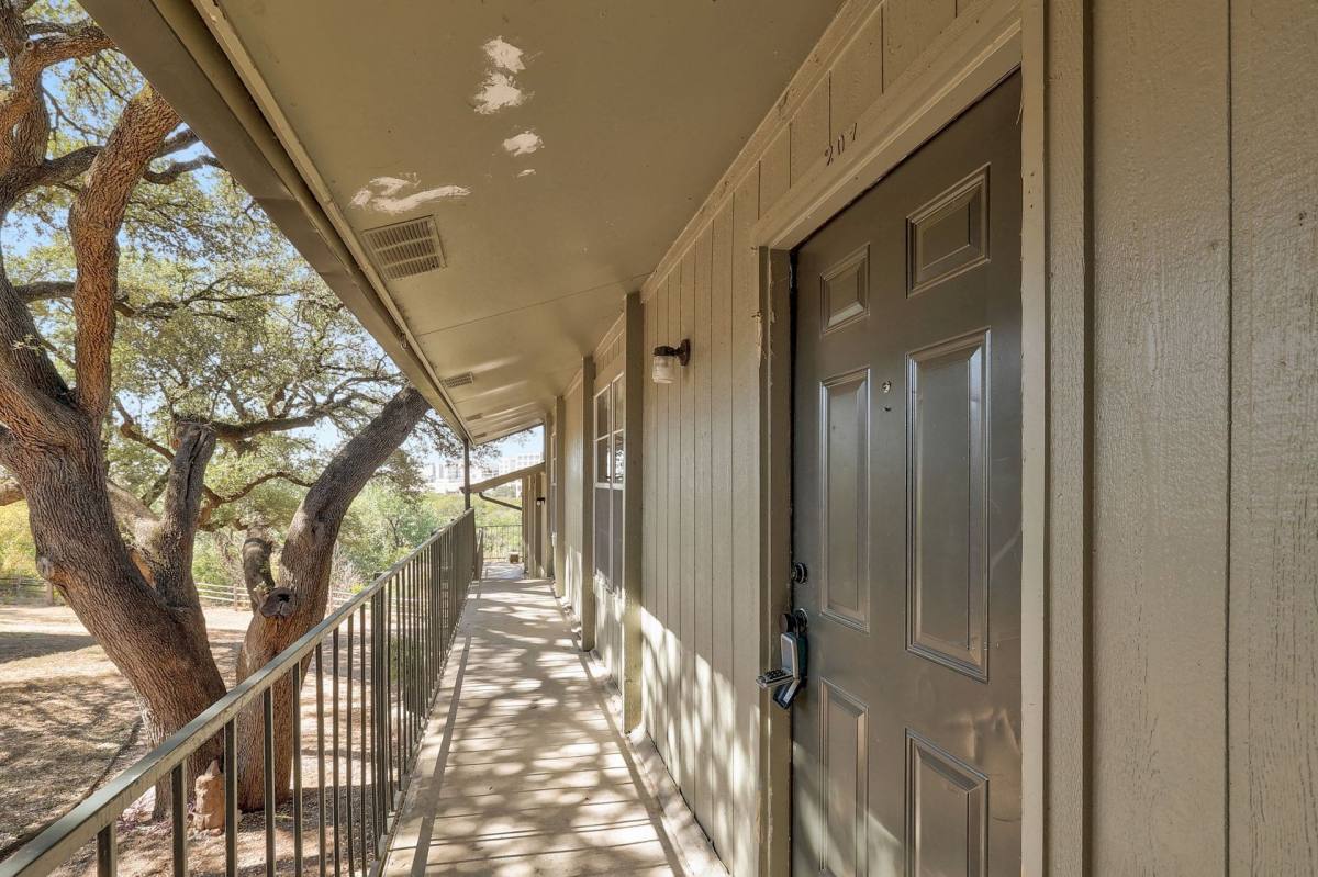 Apartment for rent at 509 Cedar Dr, Georgetown, TX 78628