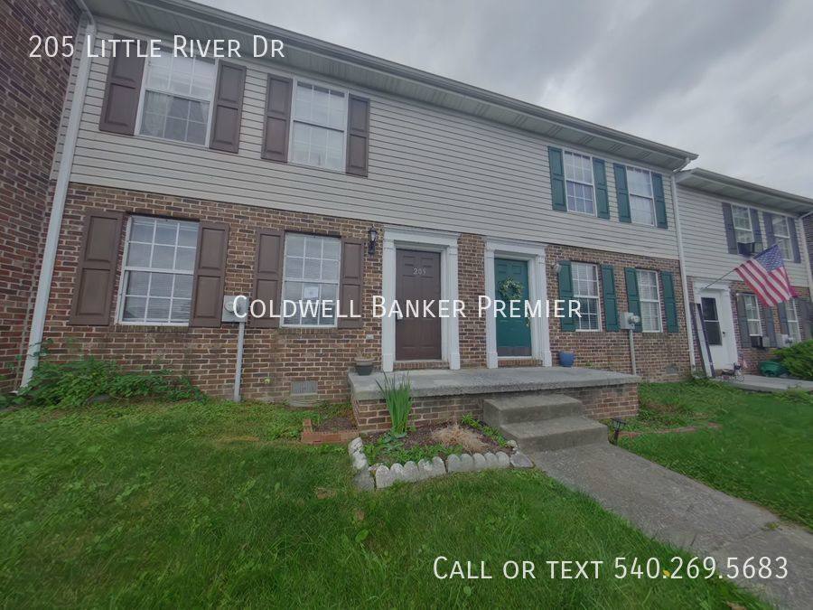 Townhouse for rent at 205 Little River Dr, Winchester, VA 22601