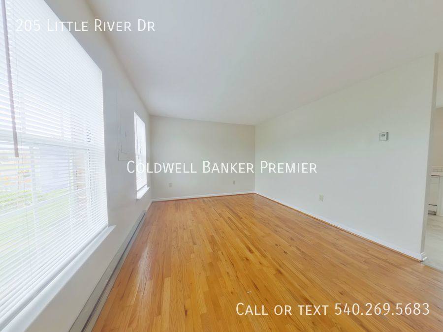 Townhouse for rent at 205 Little River Dr, Winchester, VA 22601
