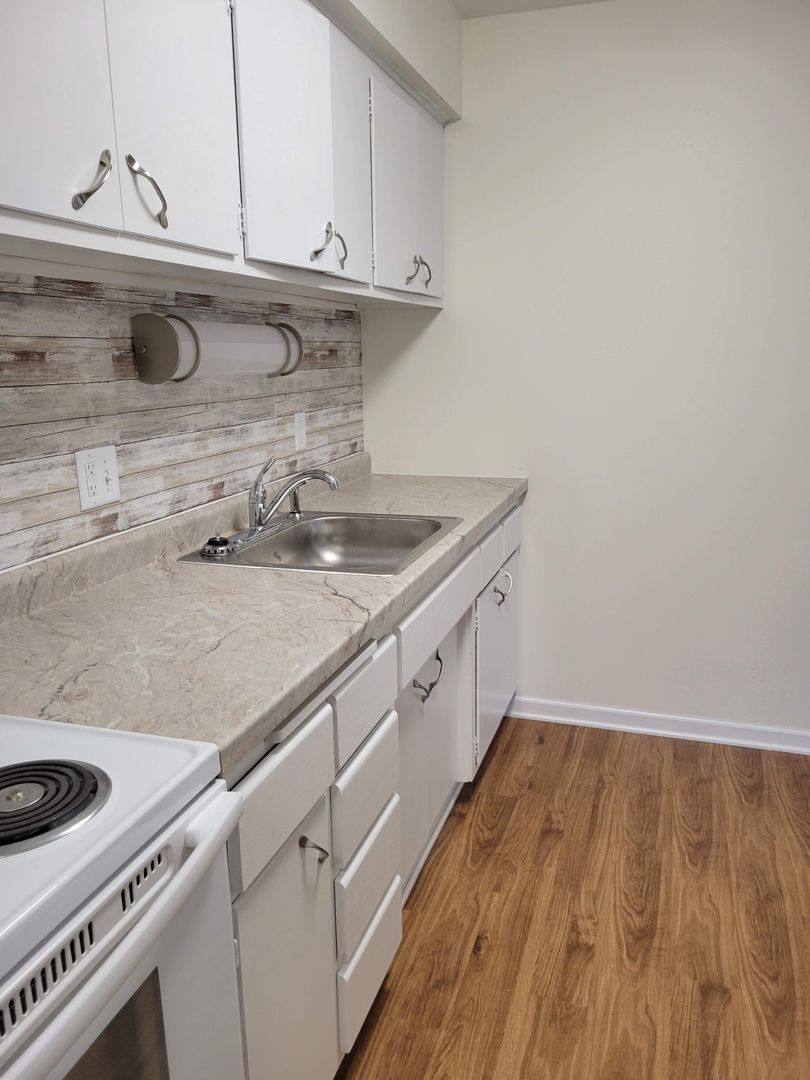 Apartment for rent at 137 E Division St, Fond Du Lac, WI 54935