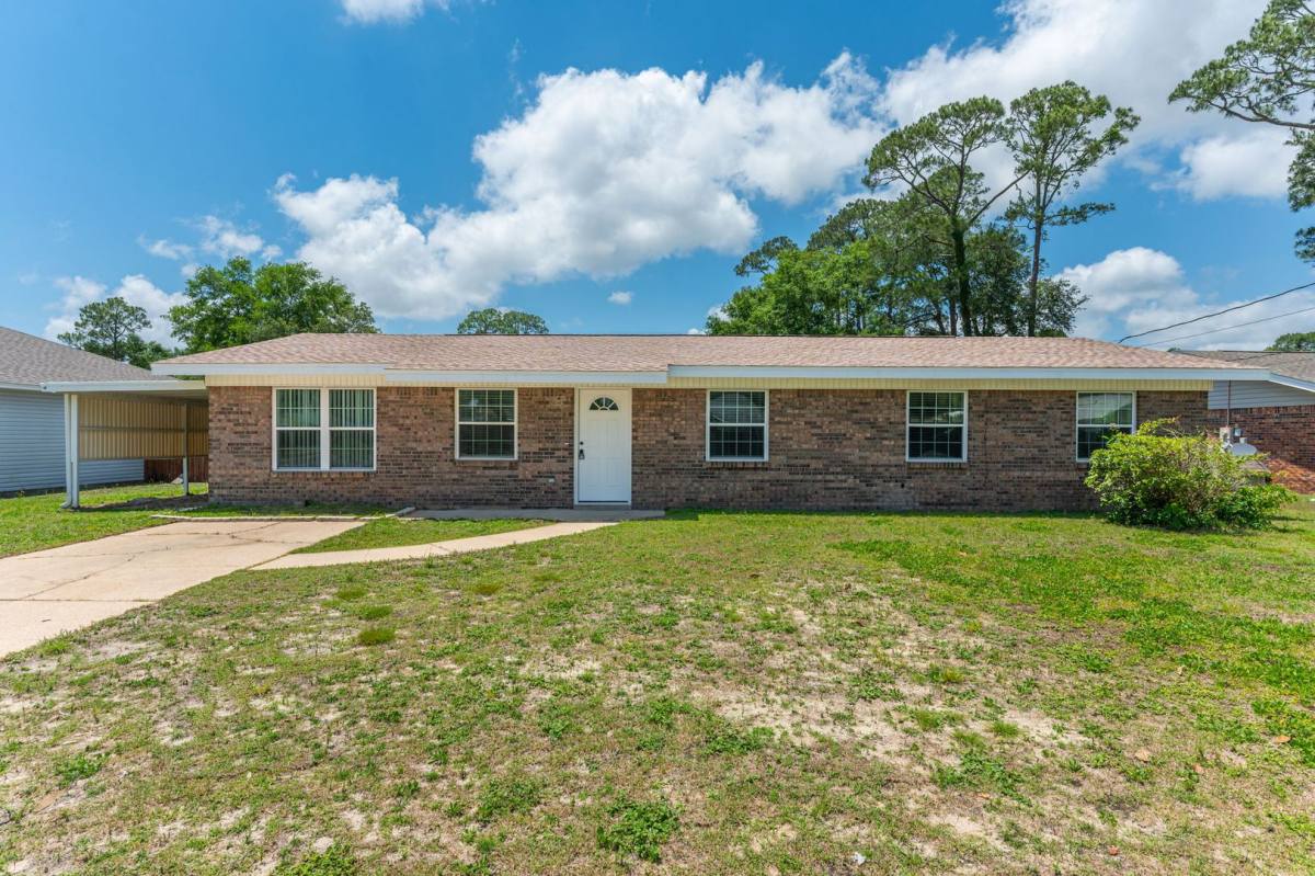 House for rent at 1416 Palm Blvd S, Niceville, FL 32578