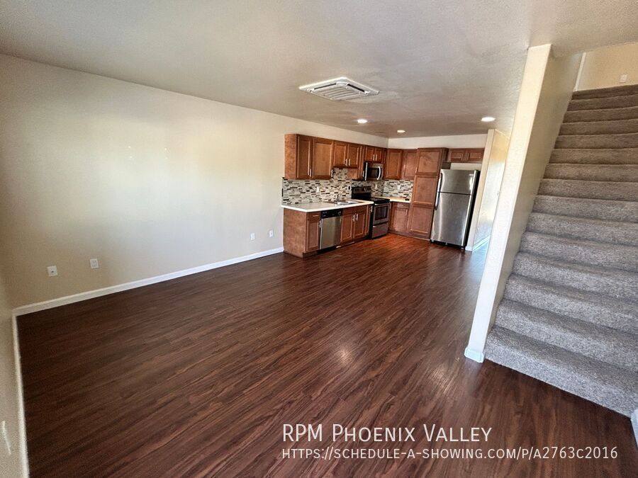 Apartment for rent at 17402 N 19th Ave #1, Phoenix, AZ 85023