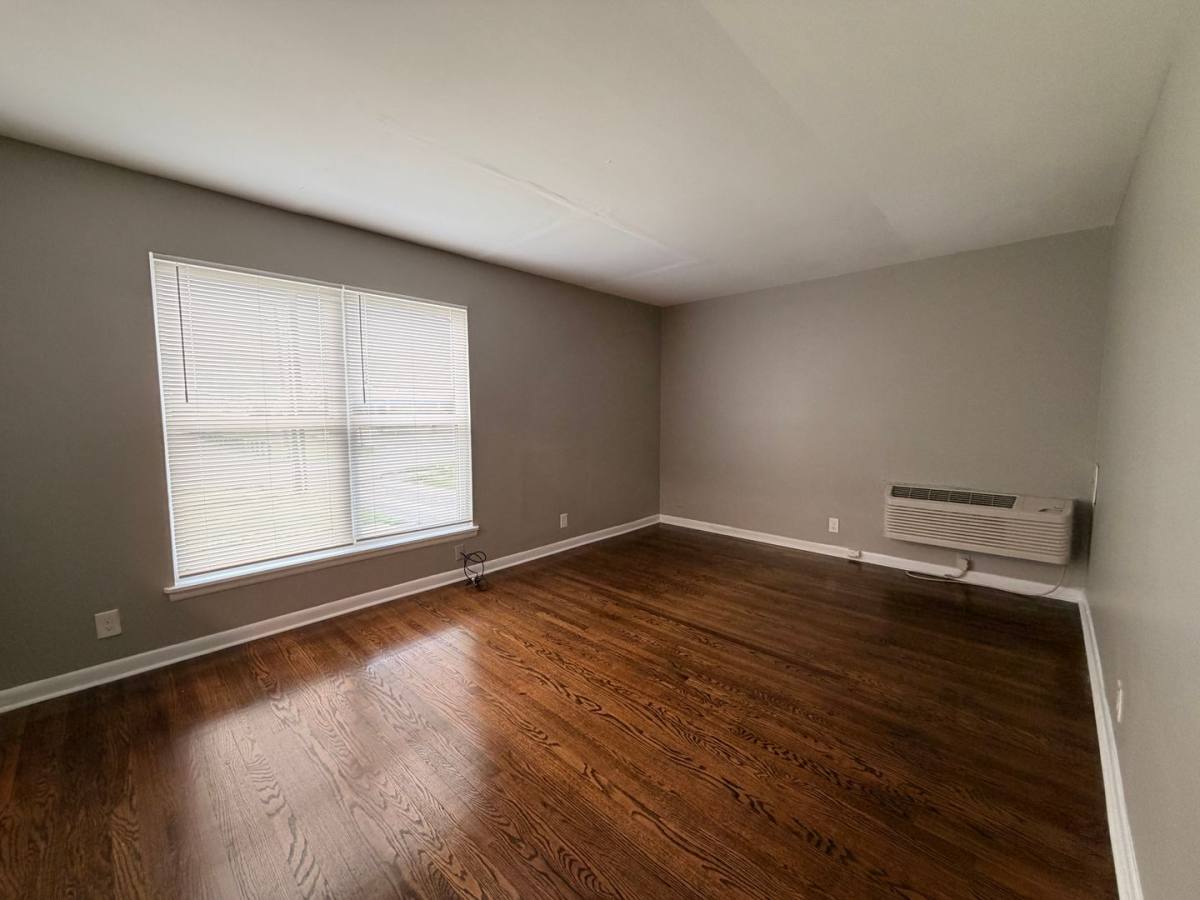 Apartment for rent at 3012 & 3014 Pamela Way, Louisville, KY 40220
