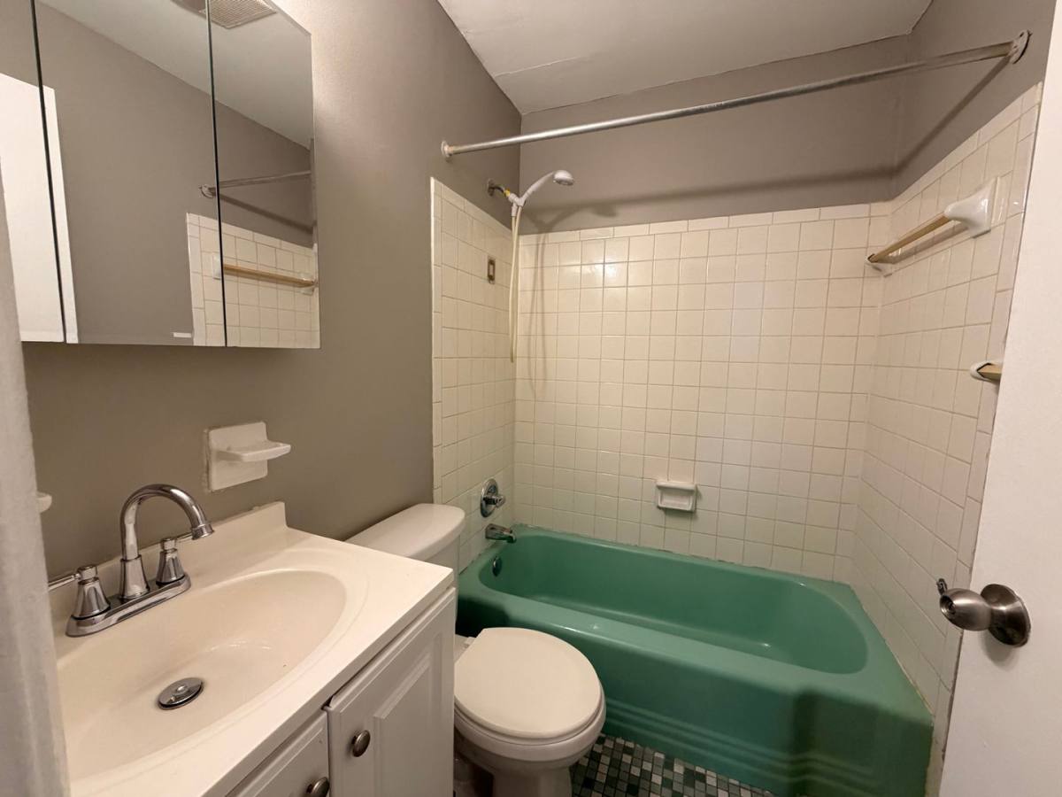 Apartment for rent at 3012 & 3014 Pamela Way, Louisville, KY 40220