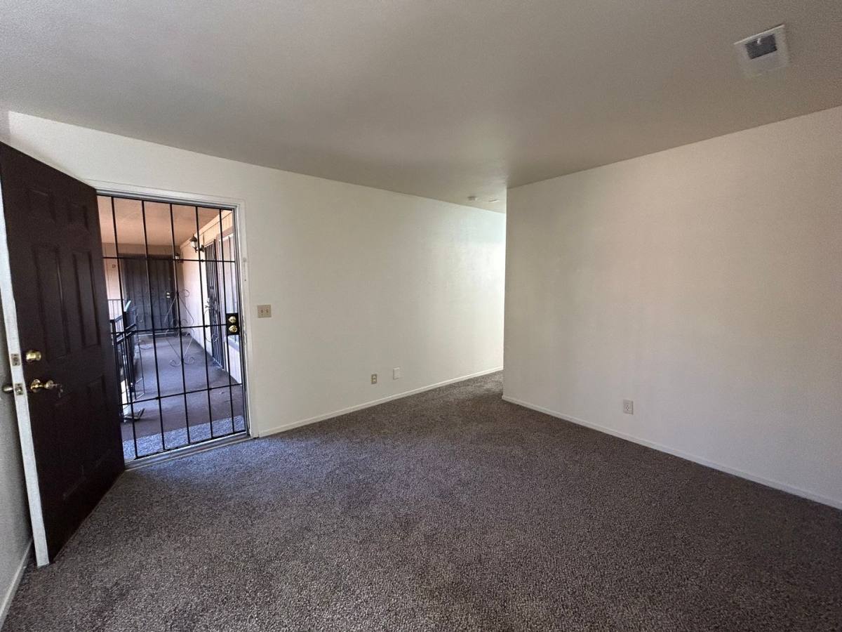 Apartment for rent at 134 S Parsons Ave, Merced, CA 95341