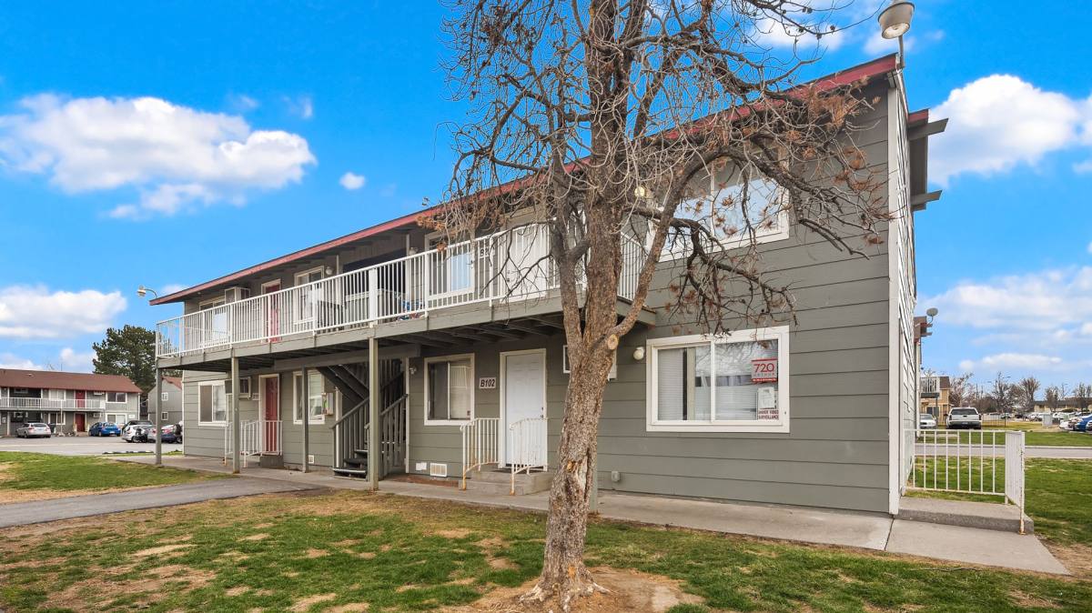 Apartment for rent at 720 N Arthur St, Kennewick, WA 99336