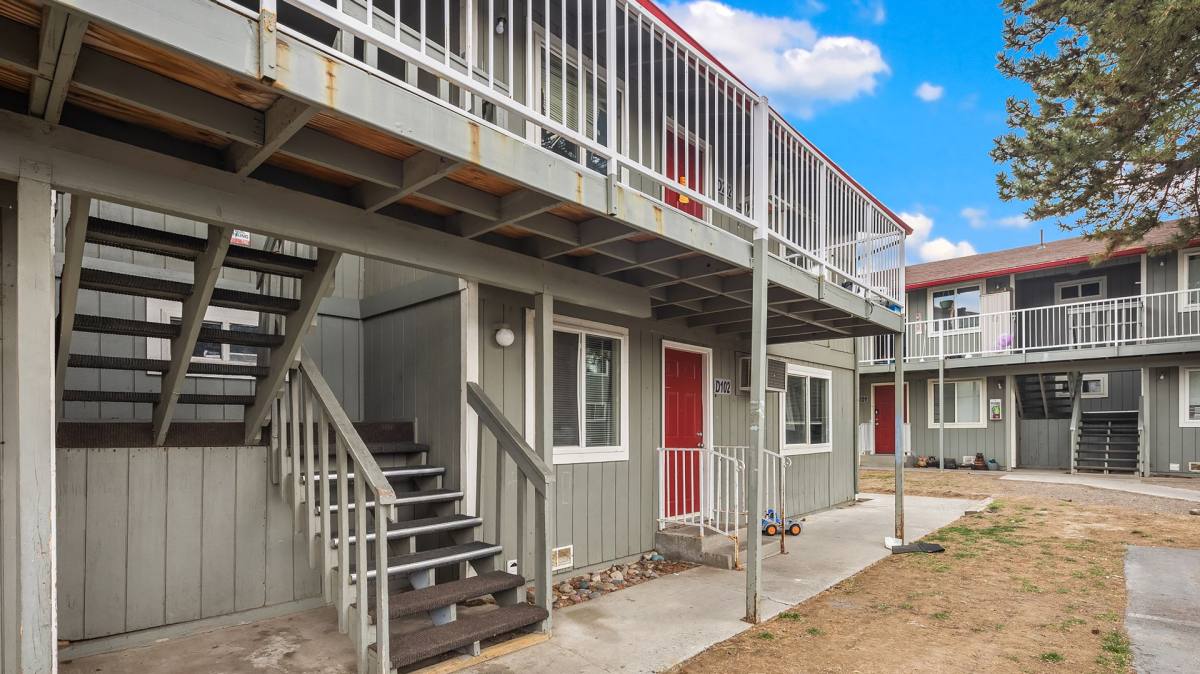Apartment for rent at 720 N Arthur St, Kennewick, WA 99336
