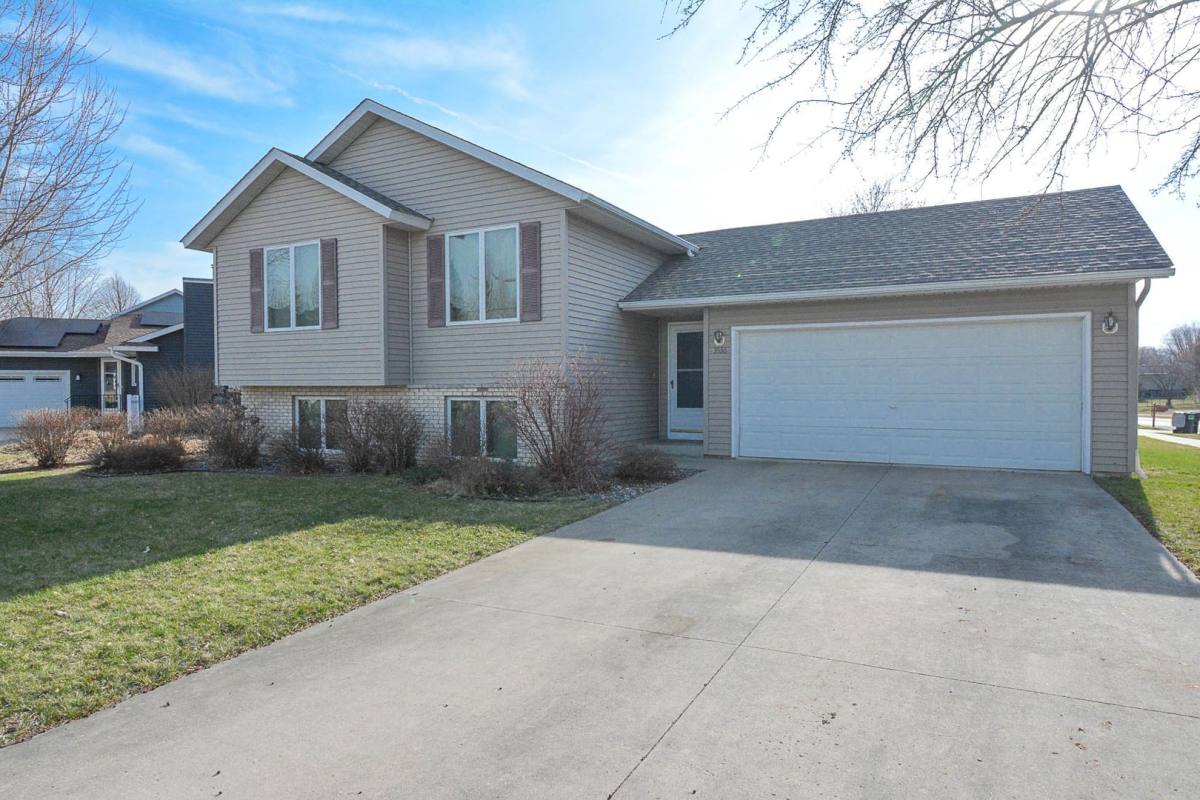 House for rent at 3536 Kelsey Lane SW, Rochester, MN 55902