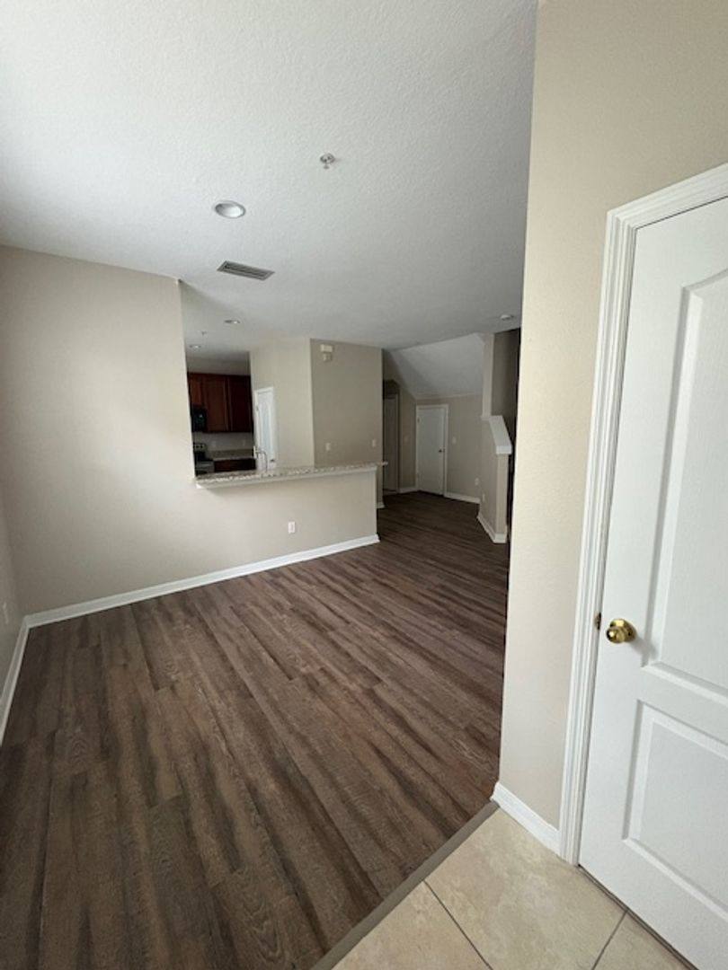 Townhouse for rent at 10858 Spider Lily Dr, Orlando, FL 32832