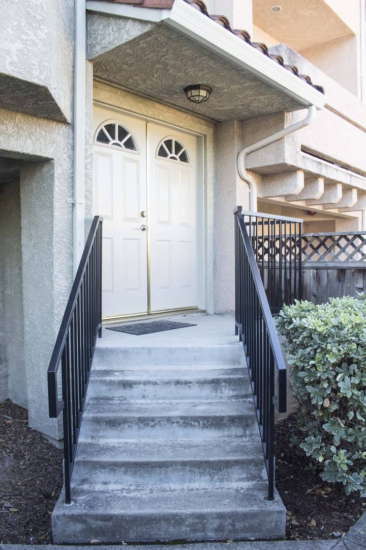 Townhouse for rent at 25105 Angelina Lane, Hayward, CA 94544