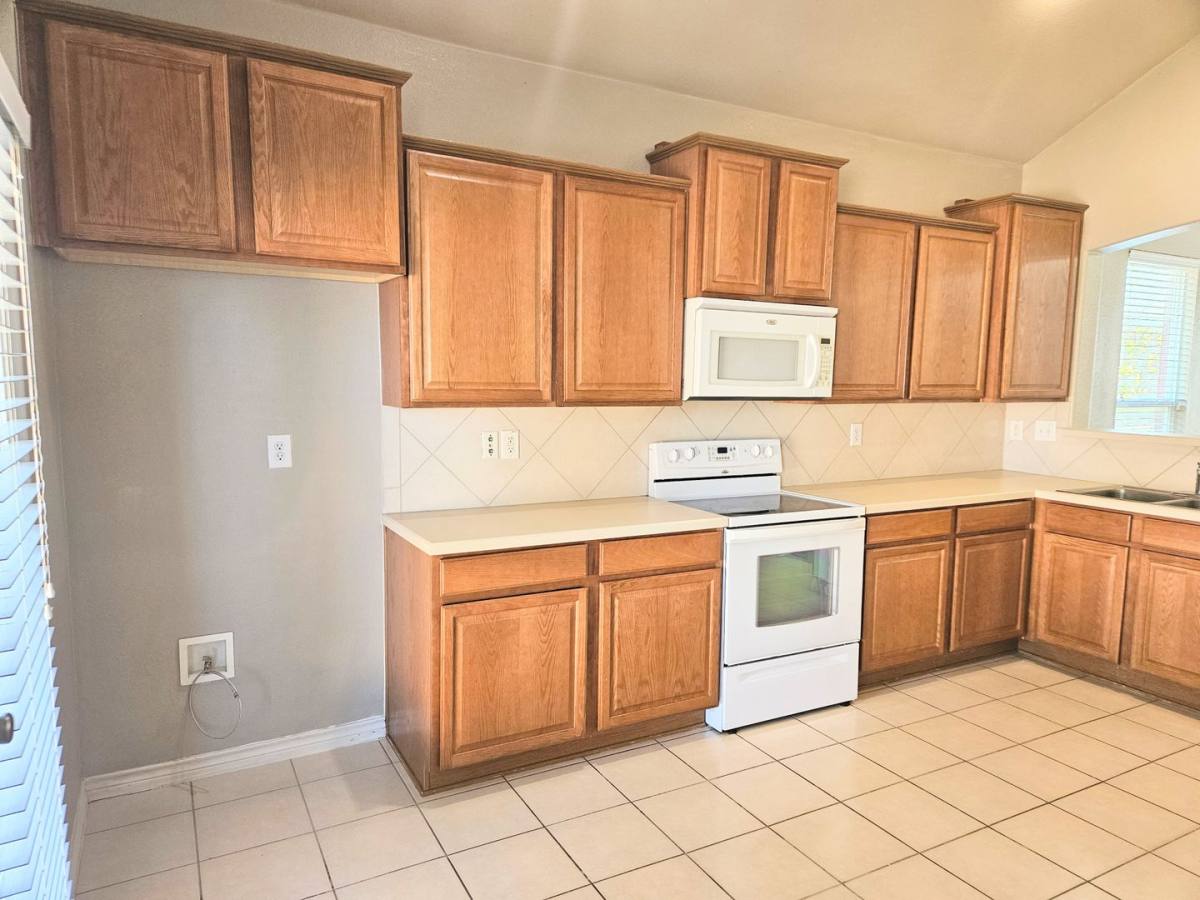 House for rent at 2341 Clairborne Dr, Fort Worth, TX 76177
