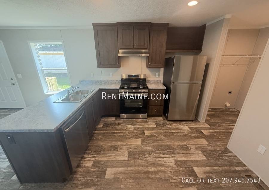 Apartment for rent at 438 Finson Rd #2A, Bangor, ME 04401