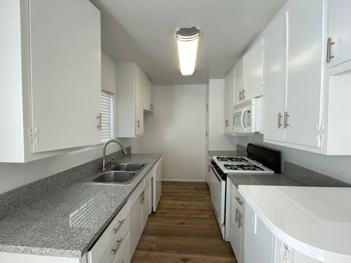 Apartment for rent at 6632 Darby Ave, Reseda, CA 91335