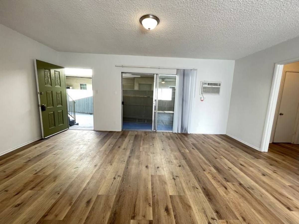 Apartment for rent at 6632 Darby Ave, Reseda, CA 91335