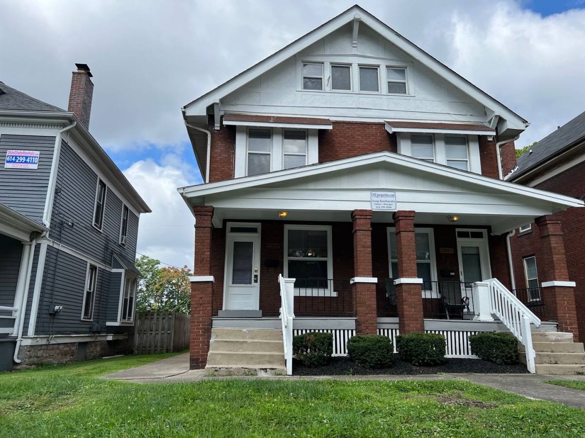 Apartment for rent at 1843-1847 N 4th St, Columbus, OH 43201