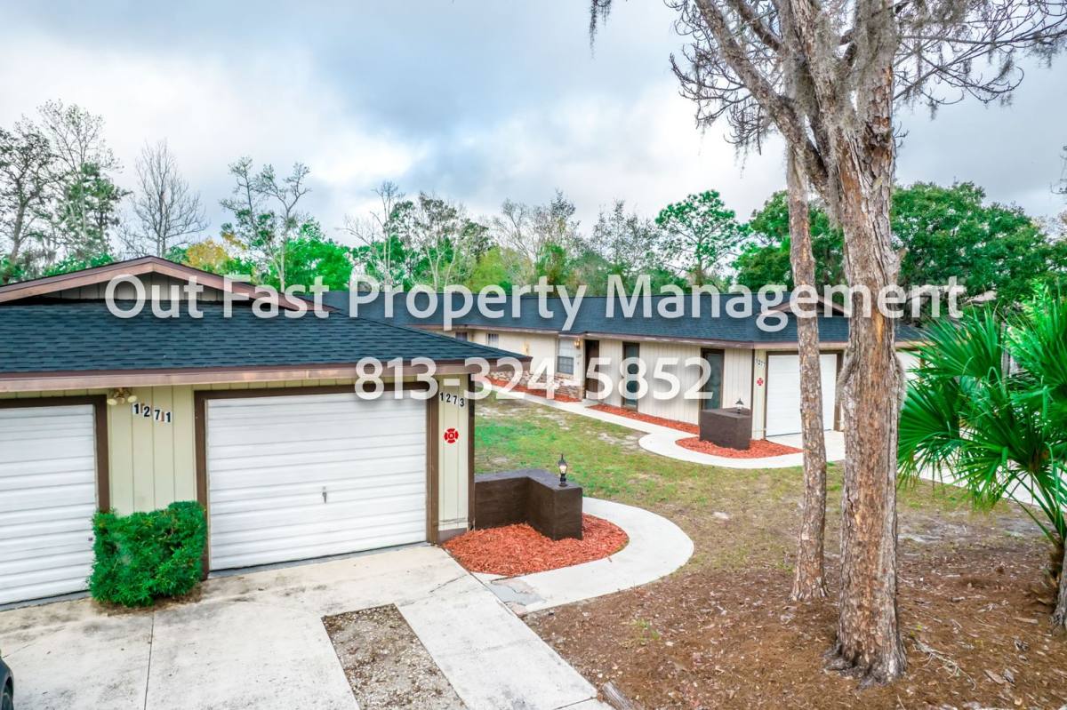 Apartment for rent at 1271-1277 Sylvia Ave, Spring Hill, FL 34606