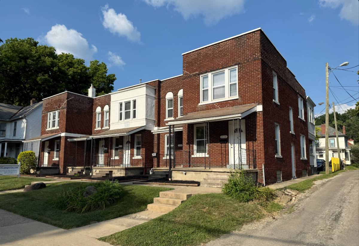 Apartment for rent at 2112-2120 Indianola Ave, Columbus, OH 43201