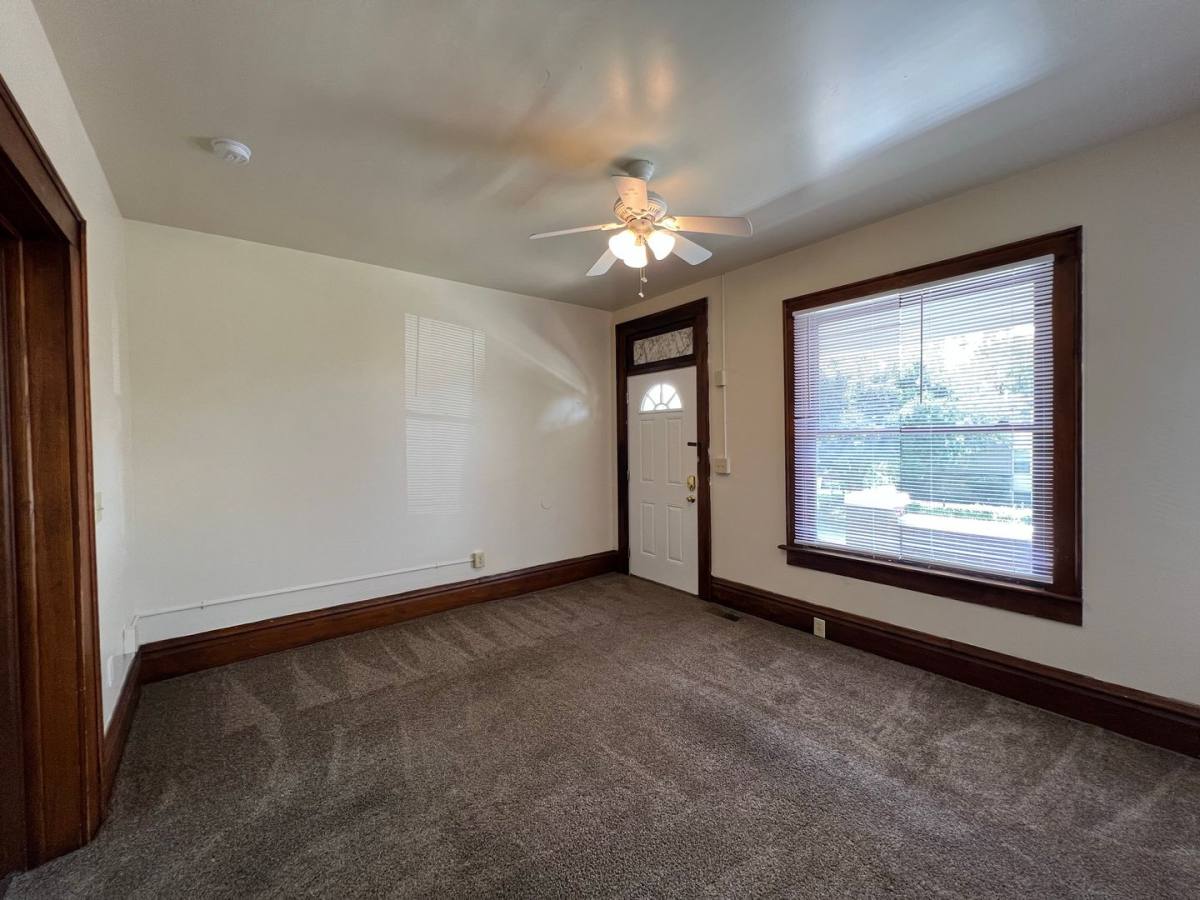 Apartment for rent at 284-286 E 14th Ave, Columbus, OH 43201