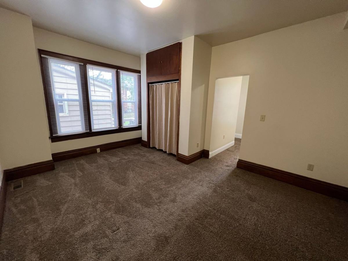Apartment for rent at 284-286 E 14th Ave, Columbus, OH 43201