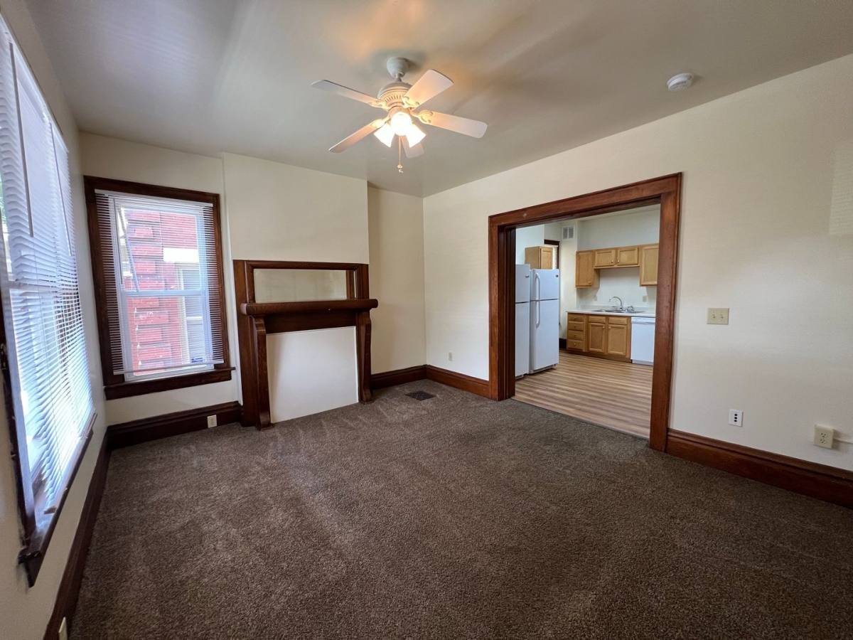 Apartment for rent at 284-286 E 14th Ave, Columbus, OH 43201
