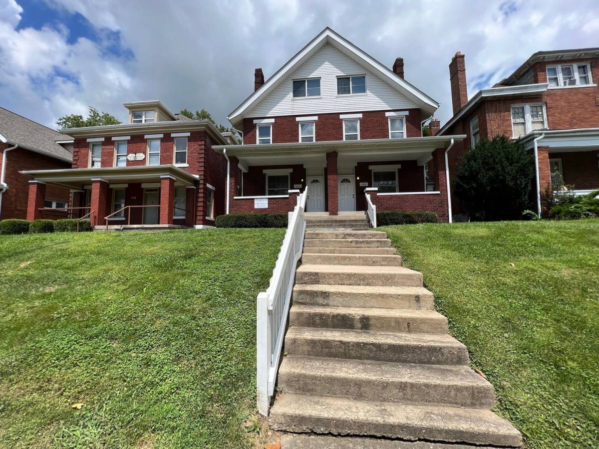 Apartment for rent at 284-286 E 14th Ave, Columbus, OH 43201