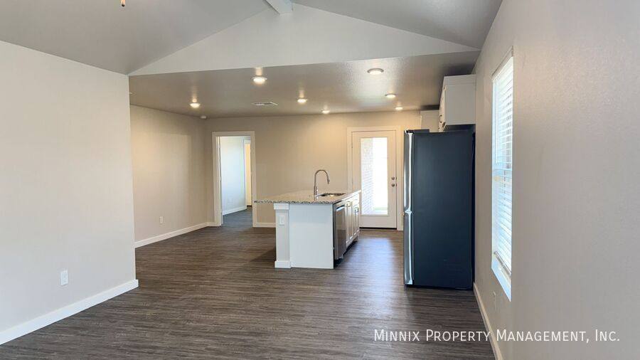 House for rent at 8007 Date Ave, Lubbock, TX 79404