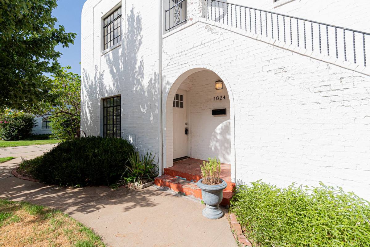 House for rent at 1824 Carey Place, Oklahoma City, OK 73106