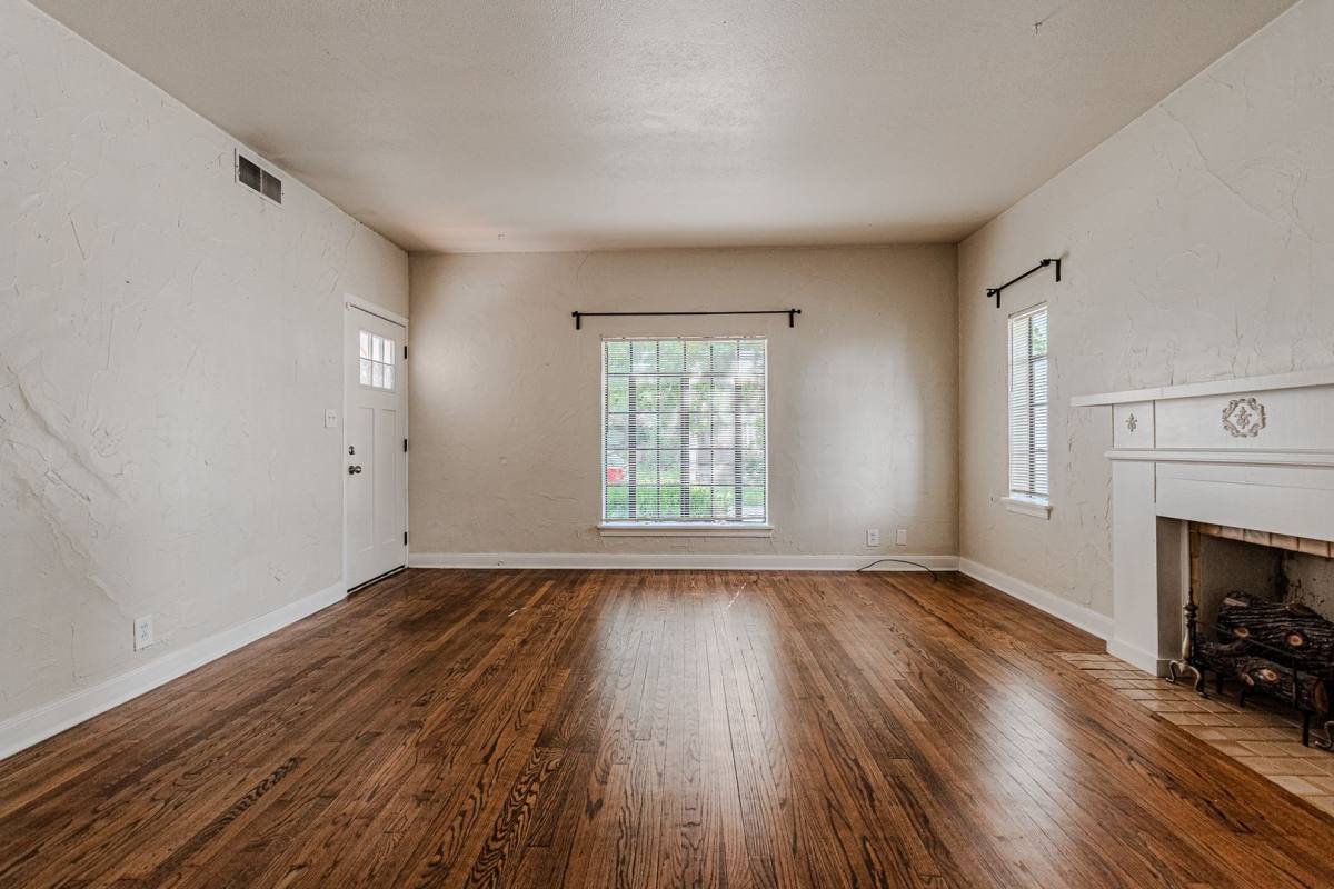 House for rent at 1824 Carey Place, Oklahoma City, OK 73106