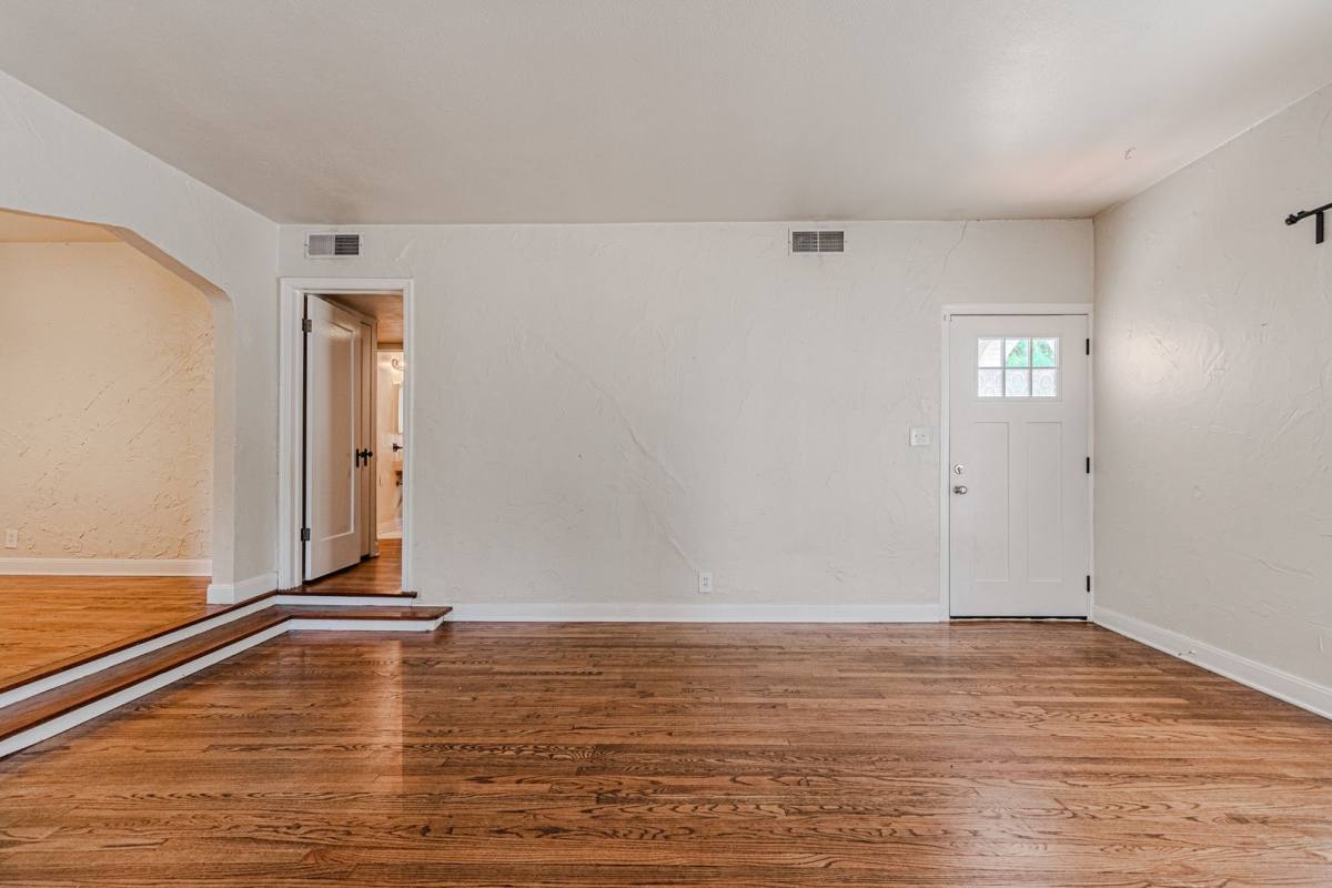 House for rent at 1824 Carey Place, Oklahoma City, OK 73106