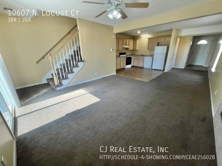 Townhouse for rent at 10607 N Locust Court, Kansas City, MO 64155