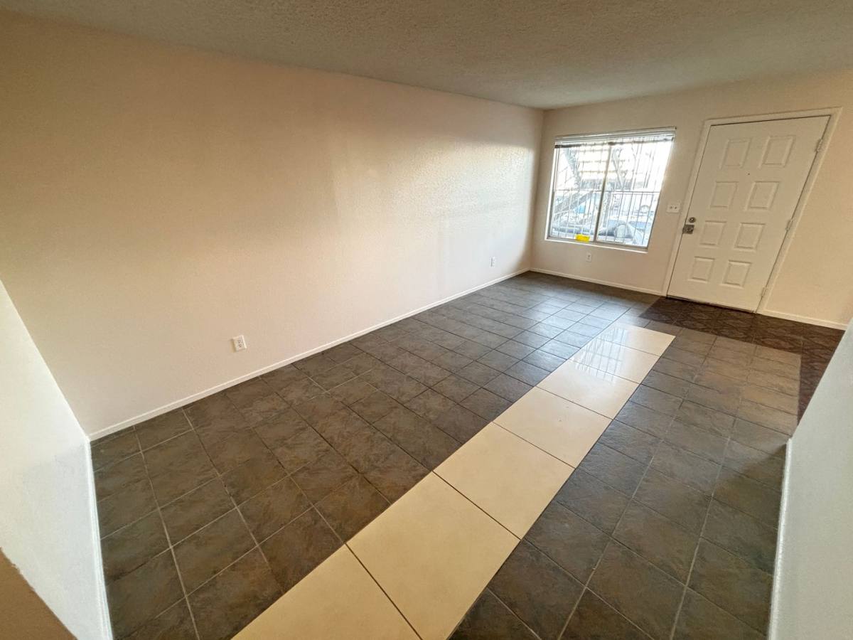 Apartment for rent at 625 N 12th St, Las Vegas, NV 89101