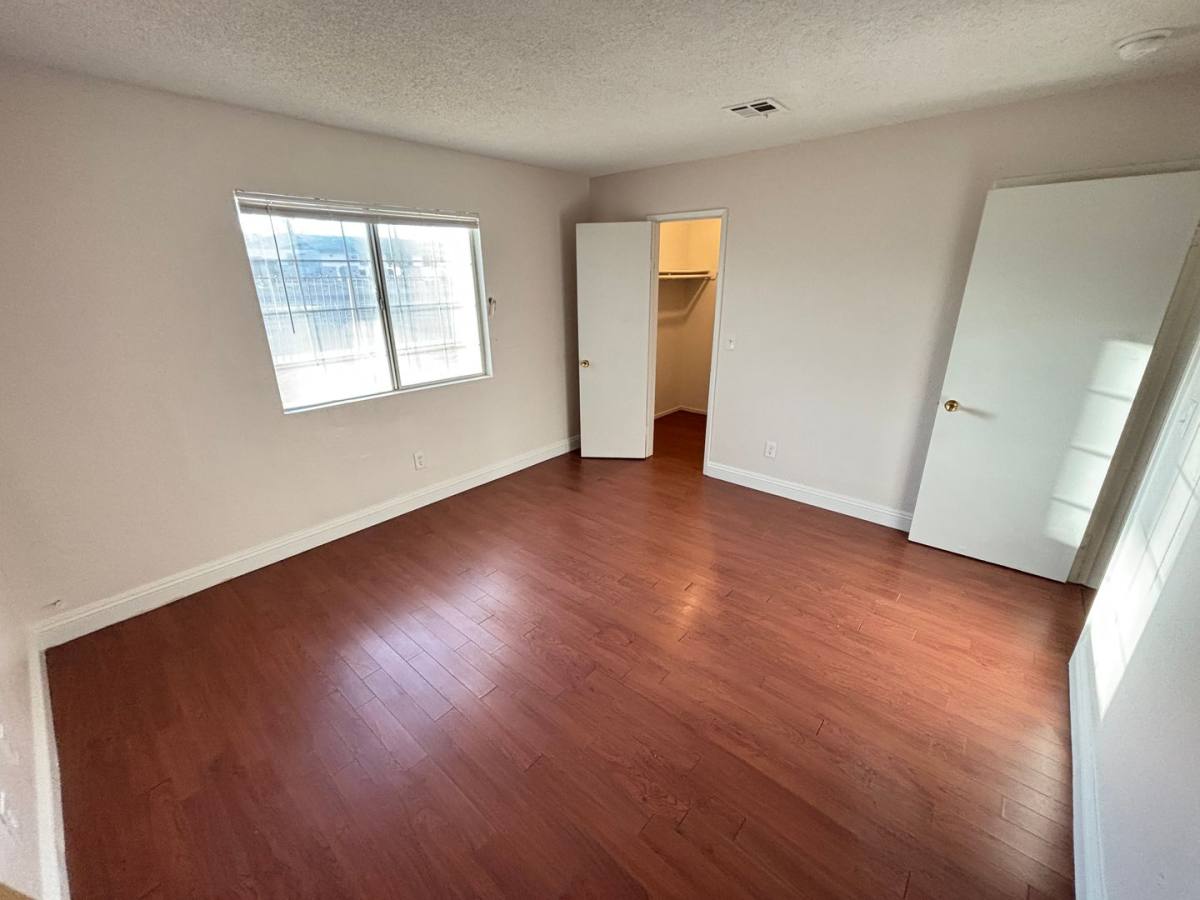 Apartment for rent at 625 N 12th St, Las Vegas, NV 89101