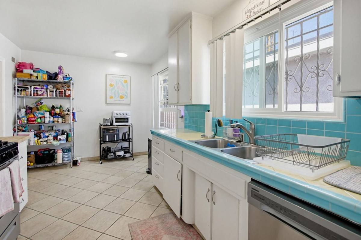House for rent at 5556 Mary Lane Dr, San Diego, CA 92115