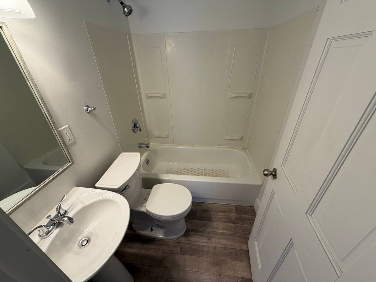 2000 S Duluth Ave, Sioux Falls, SD 57105 - House for Rent - Image 4