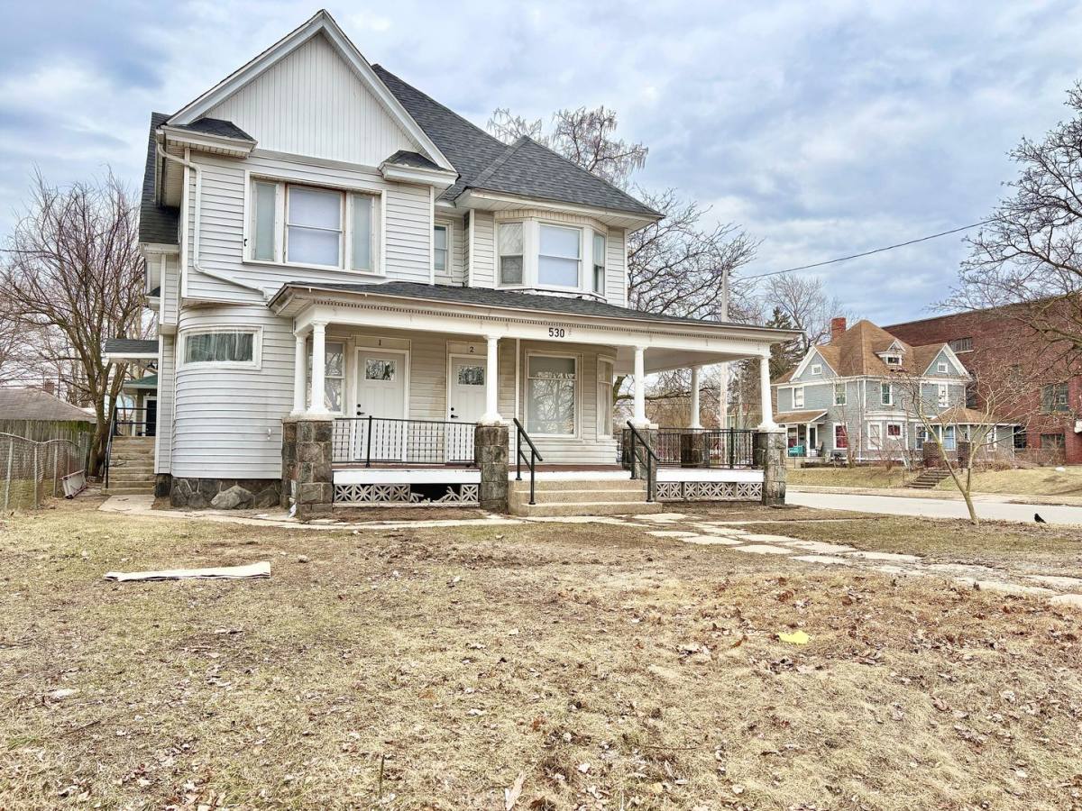 Apartment for rent at 530 S Saint Joseph St, South Bend, IN 46601