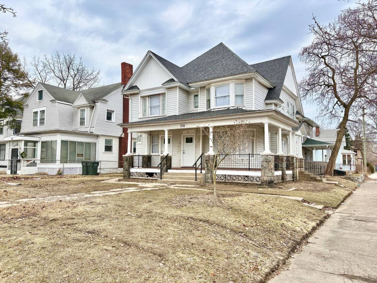 Apartment for rent at 530 S Saint Joseph St, South Bend, IN 46601