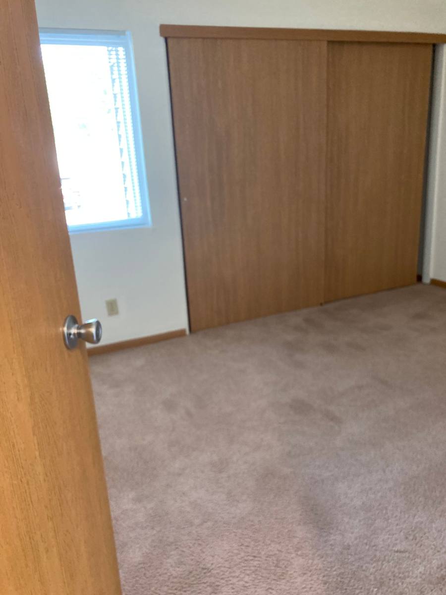 Apartment for rent at 417 & 421 N Elizabeth Ave, Jefferson, WI 53549