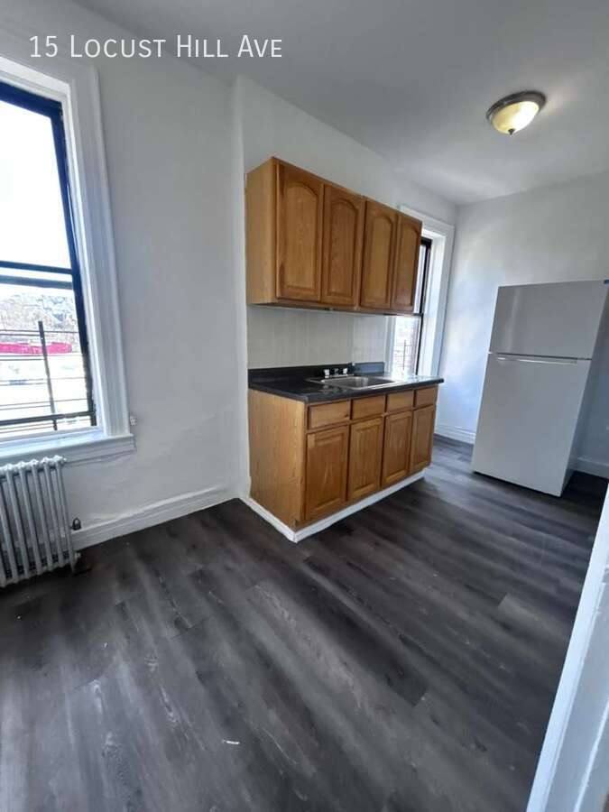 Apartment for rent at 15 Locust Hill Ave, Yonkers, NY 10701