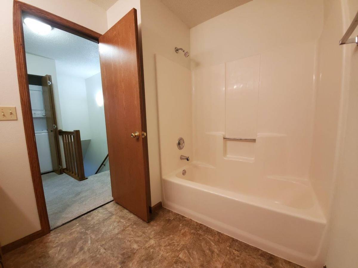 Townhouse for rent at 1757 34th St SW, Fargo, ND 58103