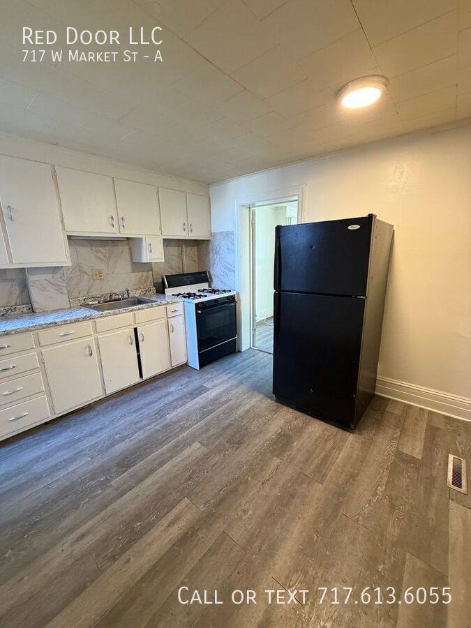 Apartment for rent at 717 W Market St #A, York, PA 17401