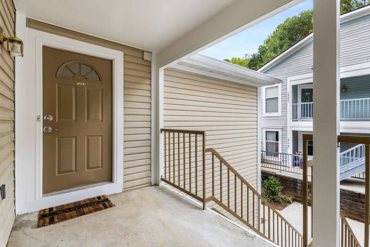Condo for rent at 1292 Keys Lake Dr, Atlanta, GA 30319