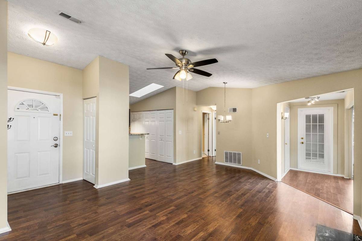 Condo for rent at 1292 Keys Lake Dr, Atlanta, GA 30319