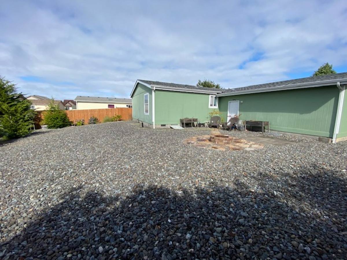 House for rent at 949 Blanco Ave, Coos Bay, OR 97420