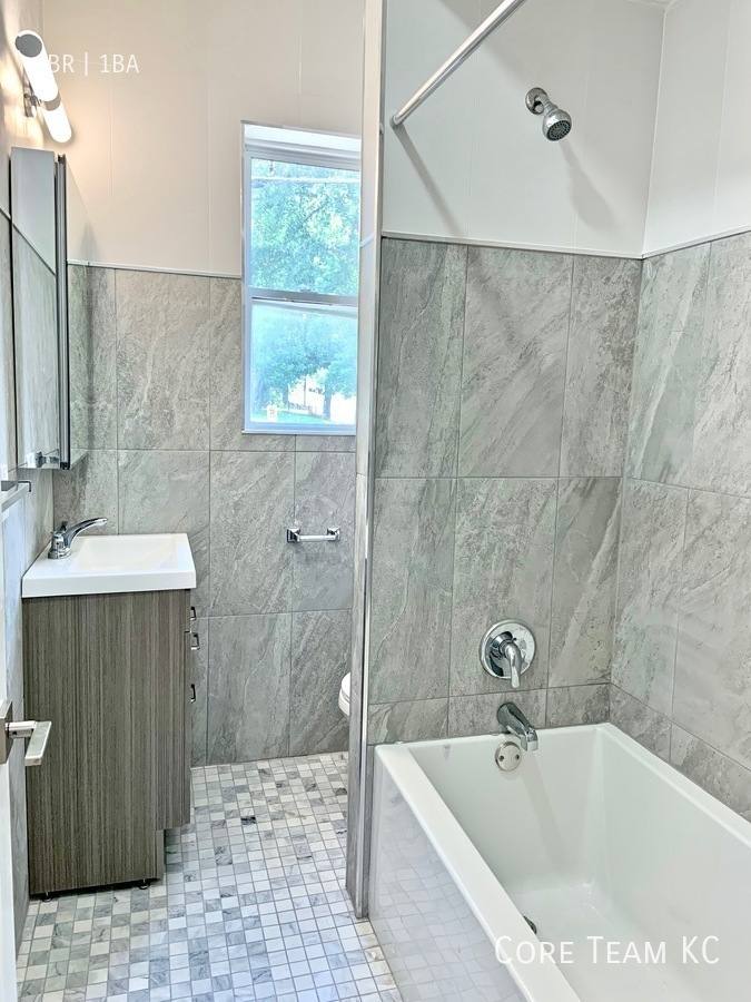 Apartment for rent at 712 Linwood Blvd #714-6, Kansas City, MO 64109