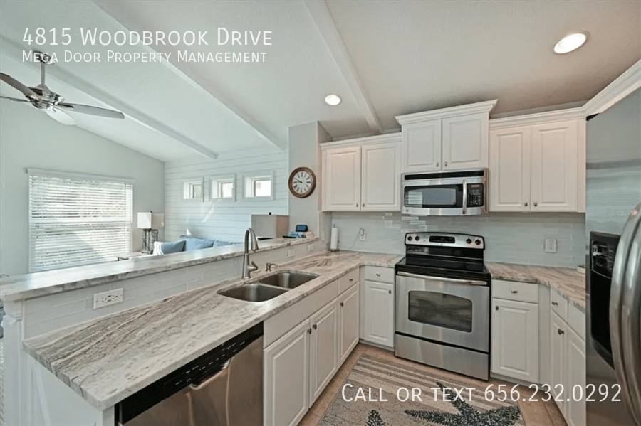 House for rent at 4815 Woodbrook Dr, Sarasota, FL 34243